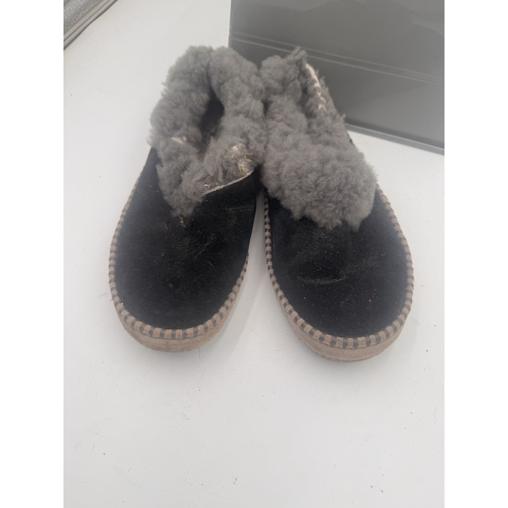 Ugg Wrin Slipper Women's Slip on Black Suede and Genuine Shearling Upper Size 7